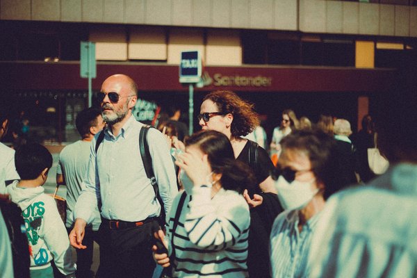 Exploration et Inclusion des Genres dans la Scène Vivante